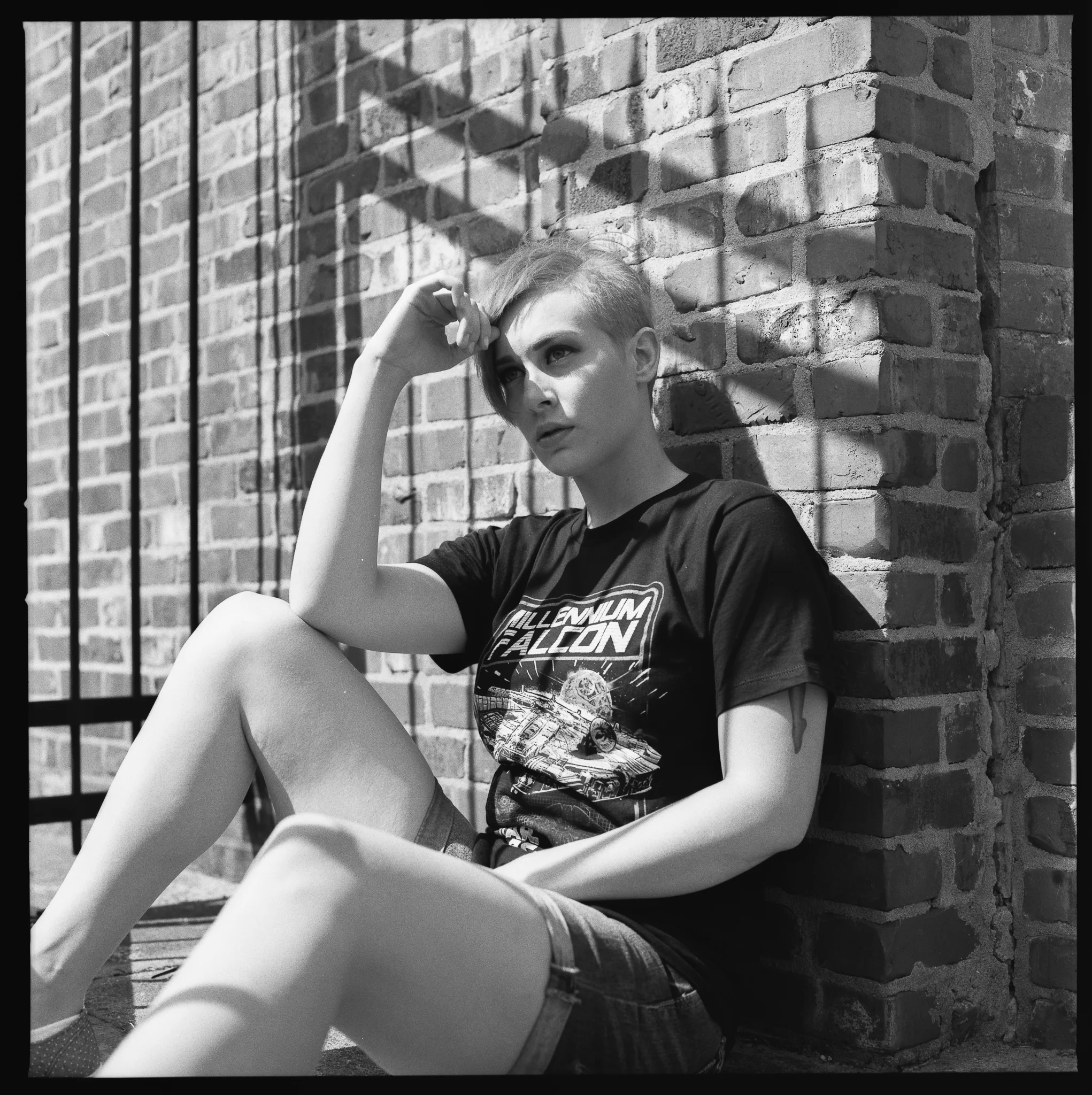 Model: Aoife Svelk Cameras used: Hasselblad 501CM Film: Hp5+ 120 medium format