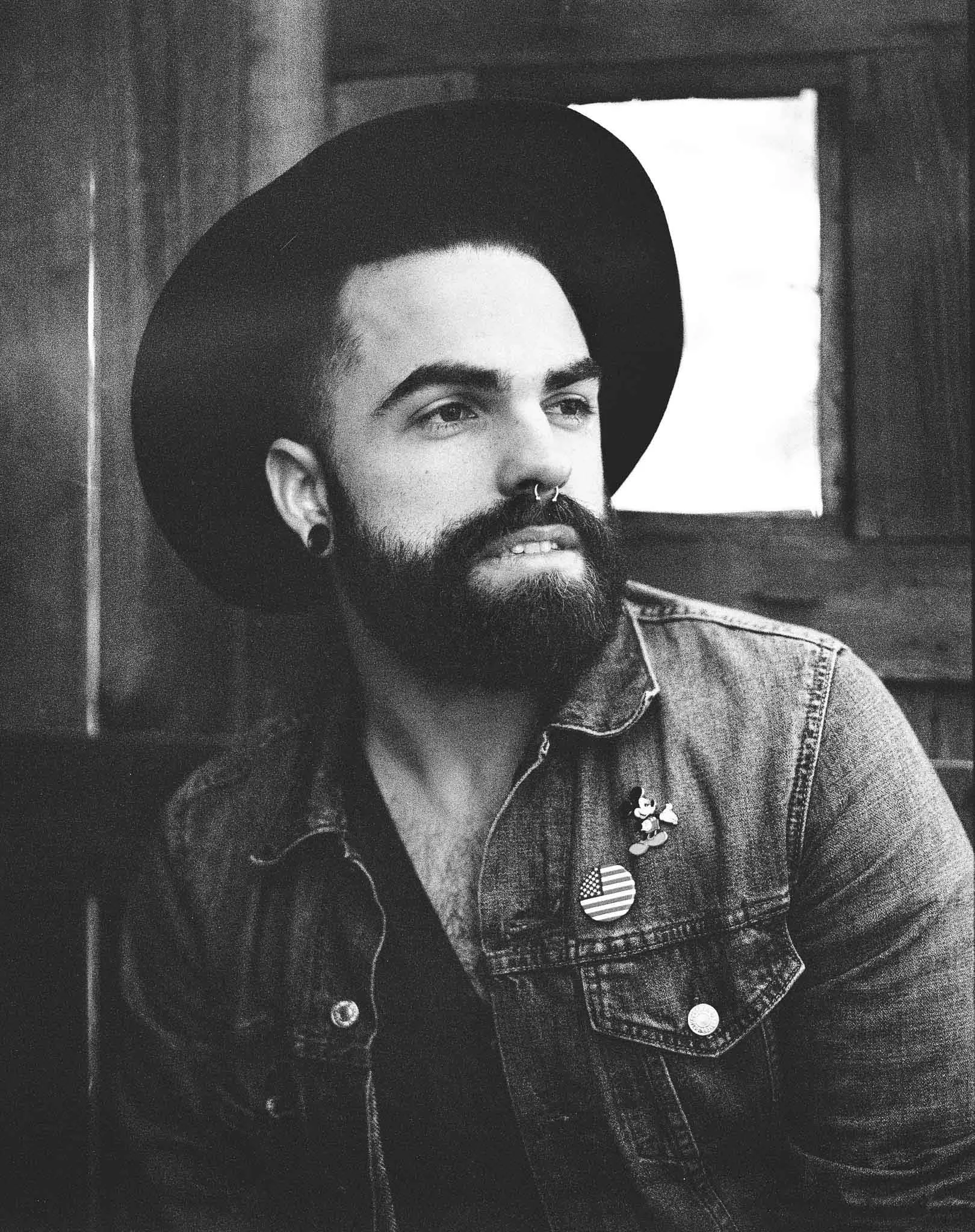darkroomportraits_128.jpg