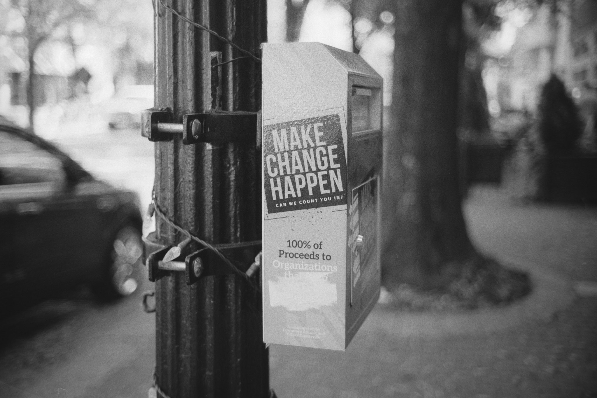 Camera: Minolta CLE Lens: 40mm M Rokkor Film: HP5 @ 800