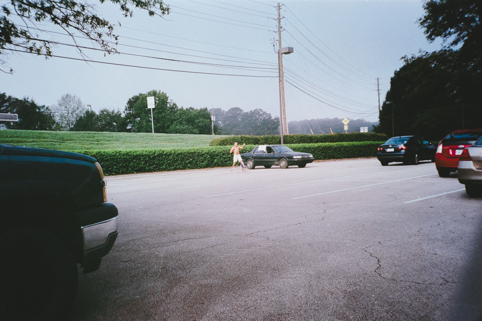Camera: Minolta CLE Lens: 40mm M Rokkor Film: Fujicolor 400
