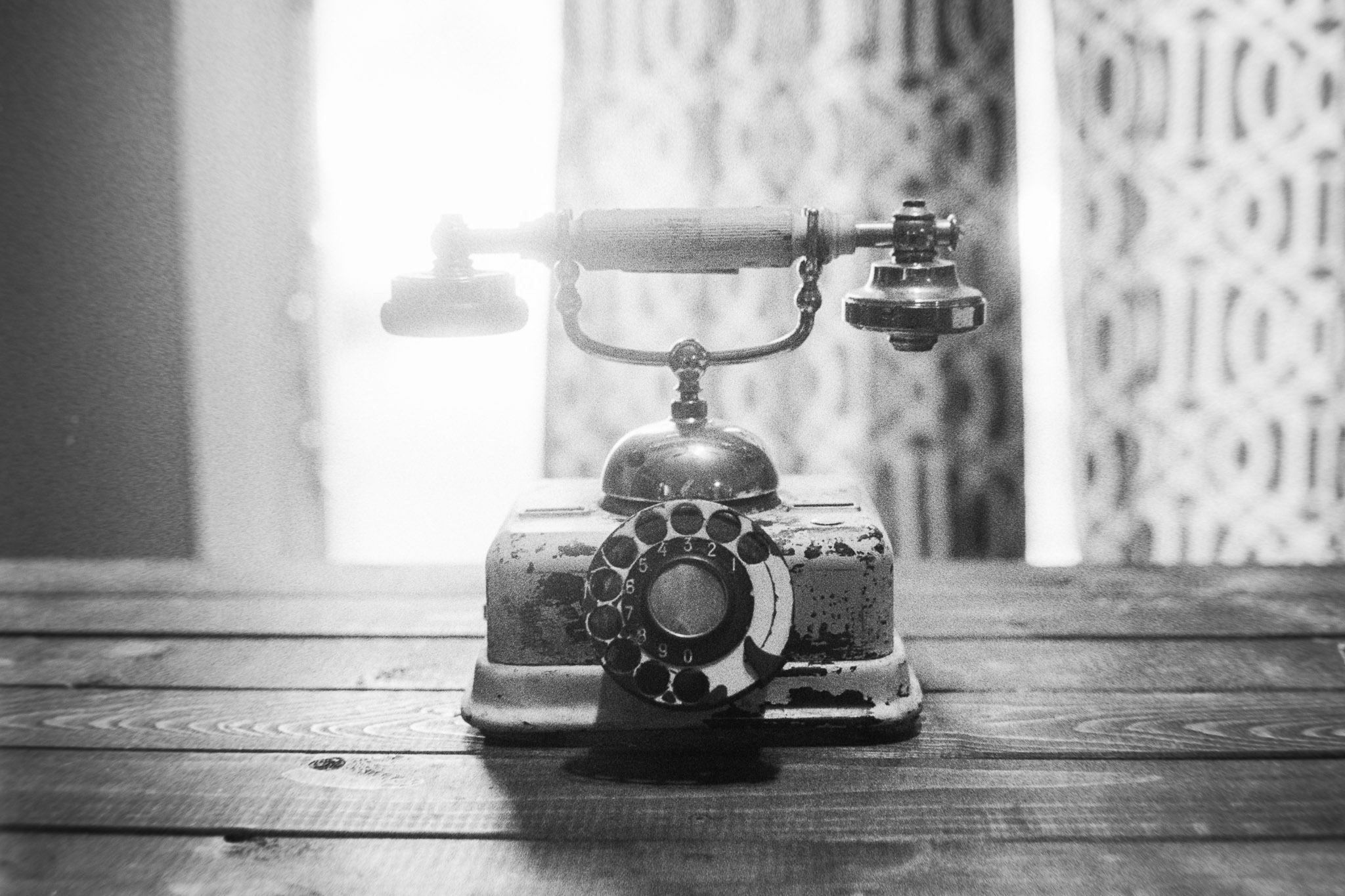Camera: Minolta CLE Lens: 40mm M Rokkor Film: HP5+ plus rated at 800