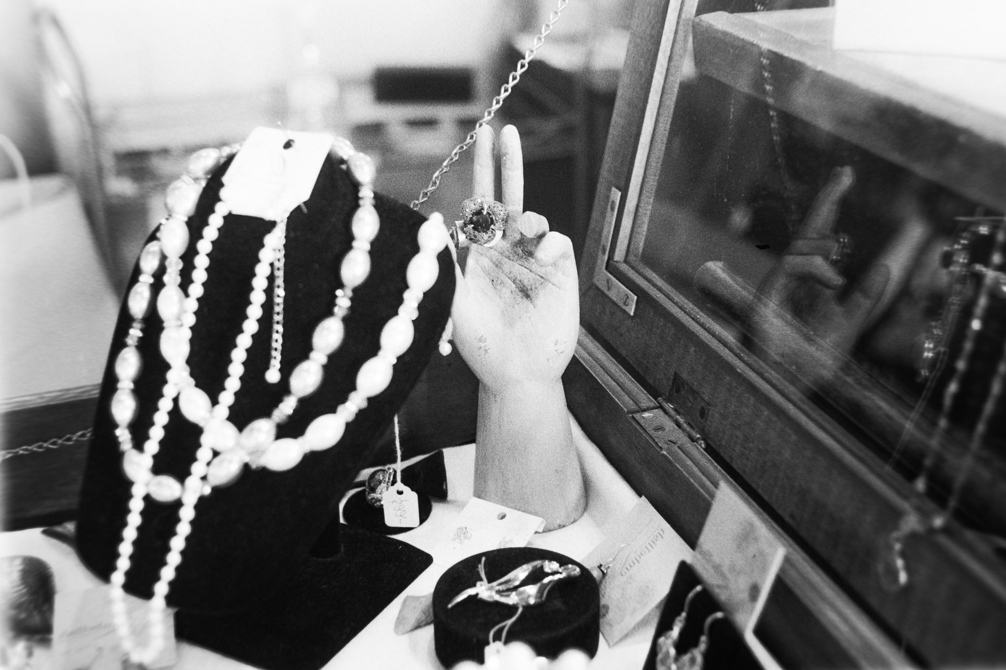 Camera: Minolta CLE Lens: 40mm M Rokkor Film: HP5+ plus rated at 800