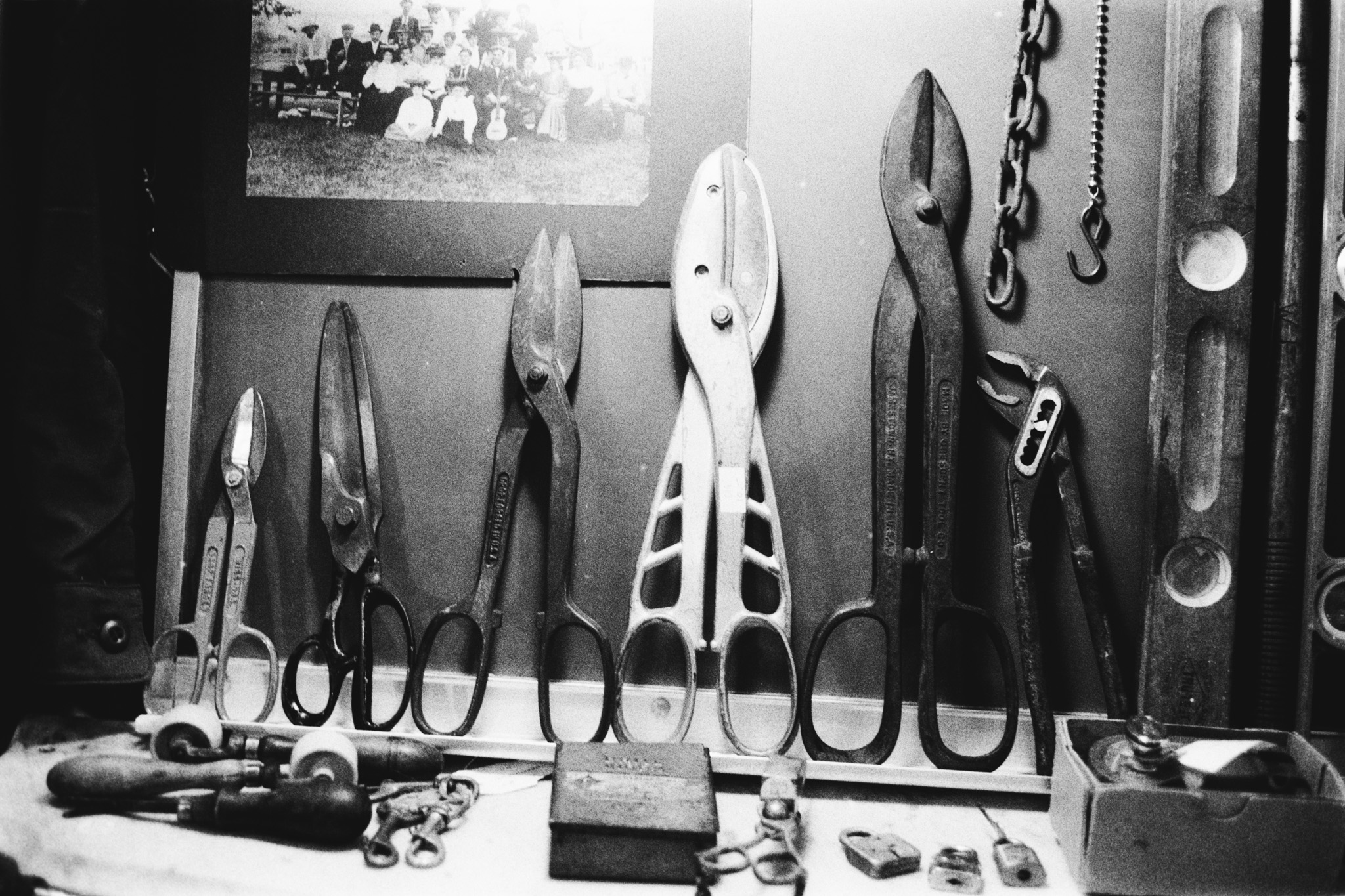 Camera: Minolta CLE Lens: 40mm M Rokkor Film: HP5+ plus rated at 1600