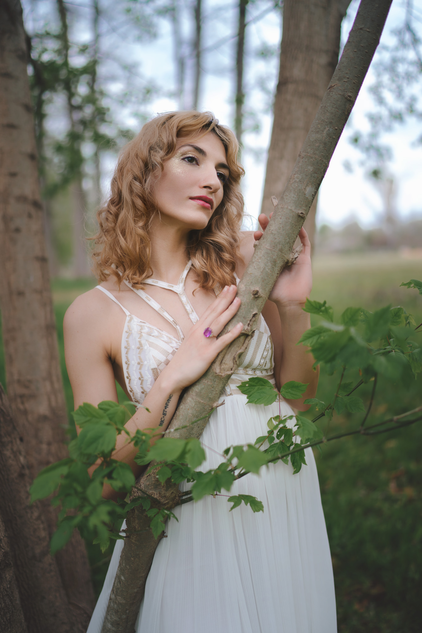 Model: Sophi Cameras used: Sony A7ii Lens: Sony Distagon T* FE 35mm f/1.4 ZA