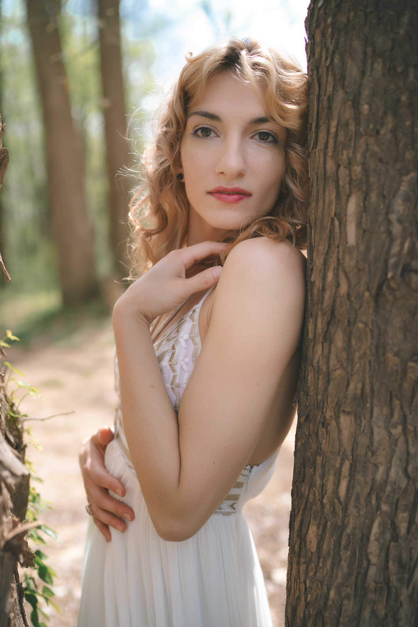 Model: Sophi Cameras used: Sony A7ii Lens: Sony Distagon T* FE 35mm f/1.4 ZA
