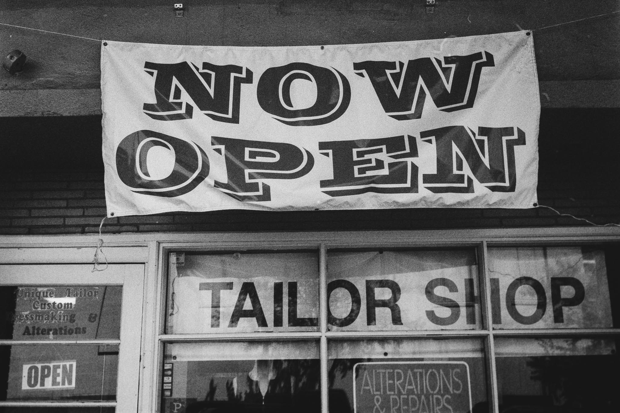 Camera: Minolta CLE Lens: 40mm M Rokkor Film: HP5+ plus rated at 1600