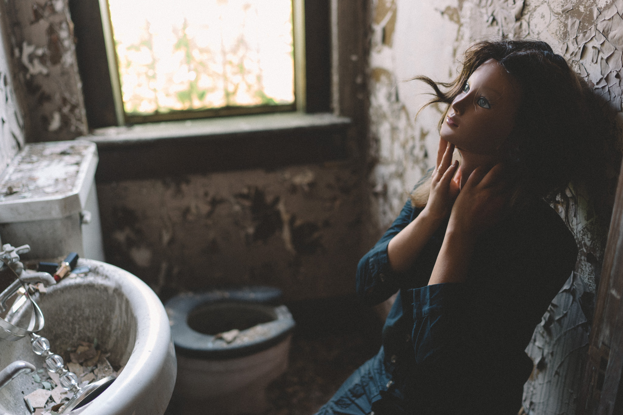 Model: Annie Patrick Camera: Sony A7ii Lens: Sony Distagon T* FE 35mm f/1.4 ZA
