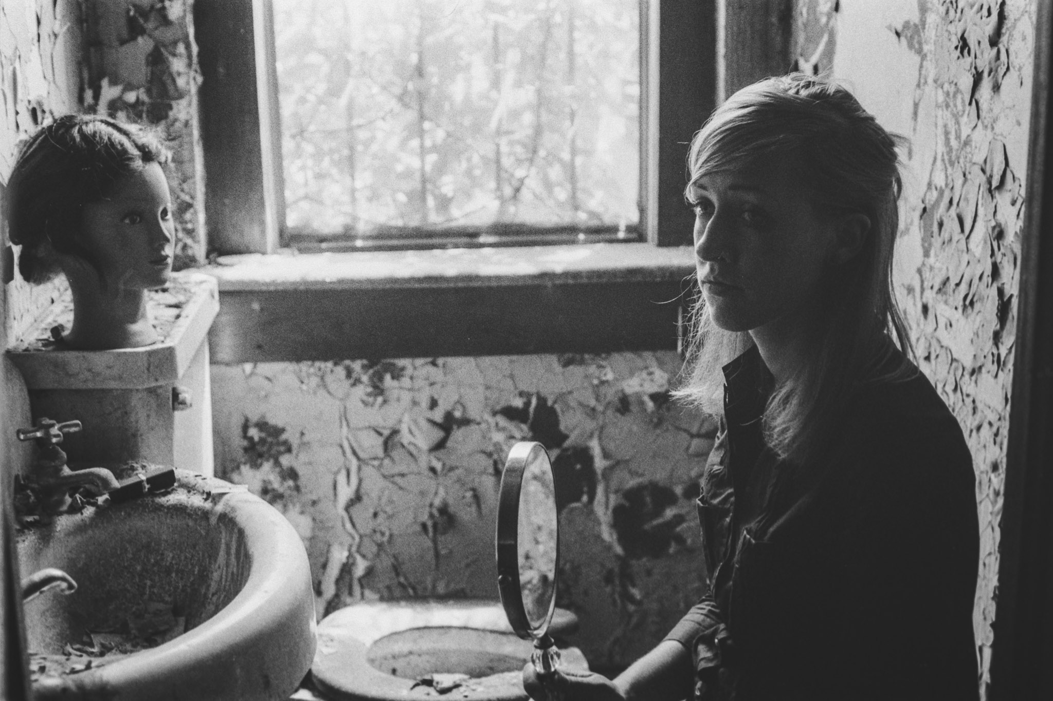 Model: Annie Patrick Camera: Nikon F100 Film: HP5+ Rated @ 1600