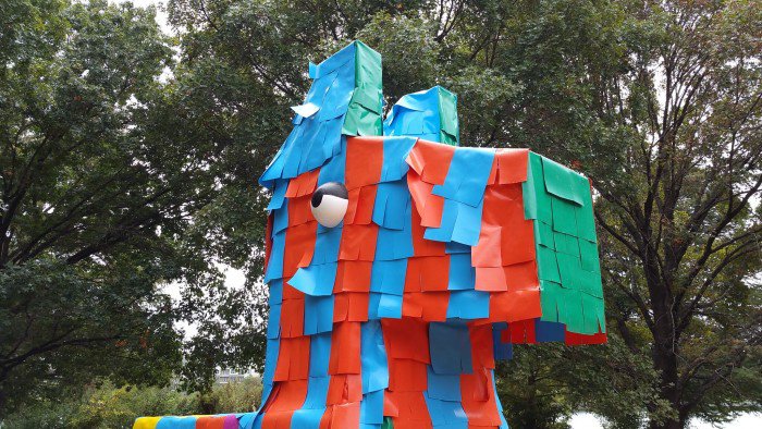 Las Piñatas Art Project