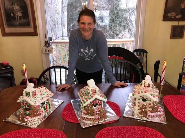 Lisa continues the tradition of decorating gingerbread houses which bring delight to several families every Christmas.