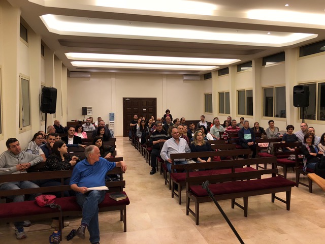 The couples evening at Kchag was attended by couples from Raffi and Kayane’s church.