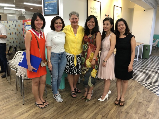 Some of the single ladies who hung out for a long time after our afternoon seminar.