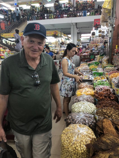 Han Market . . .