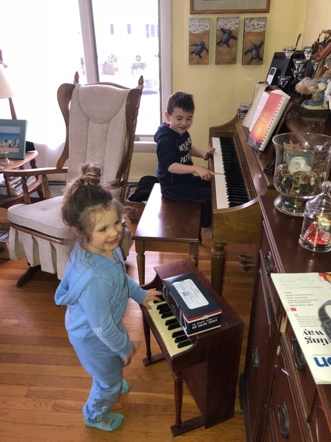 Piano duet . . . bring it on!!