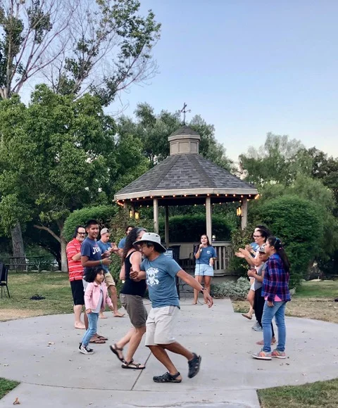 The “non-square dance” evening was also enjoyed by everyone, big and small . . .