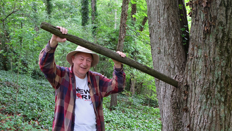 Carl Schinasi with his affectionately named Dick Tree in Birmningham, AL, 2015 