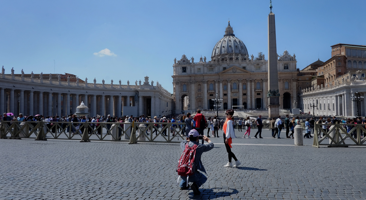 St. Peter's Square, Vatican City, Italy 2017