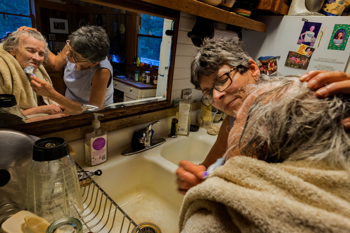 Leslie and Faye, PawPaw, Madison County, NC 2017