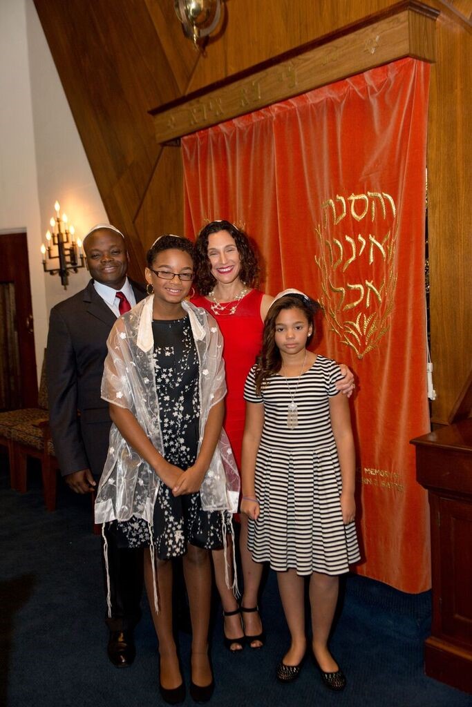 Naomi bat mitzvah 6-2016.jpg