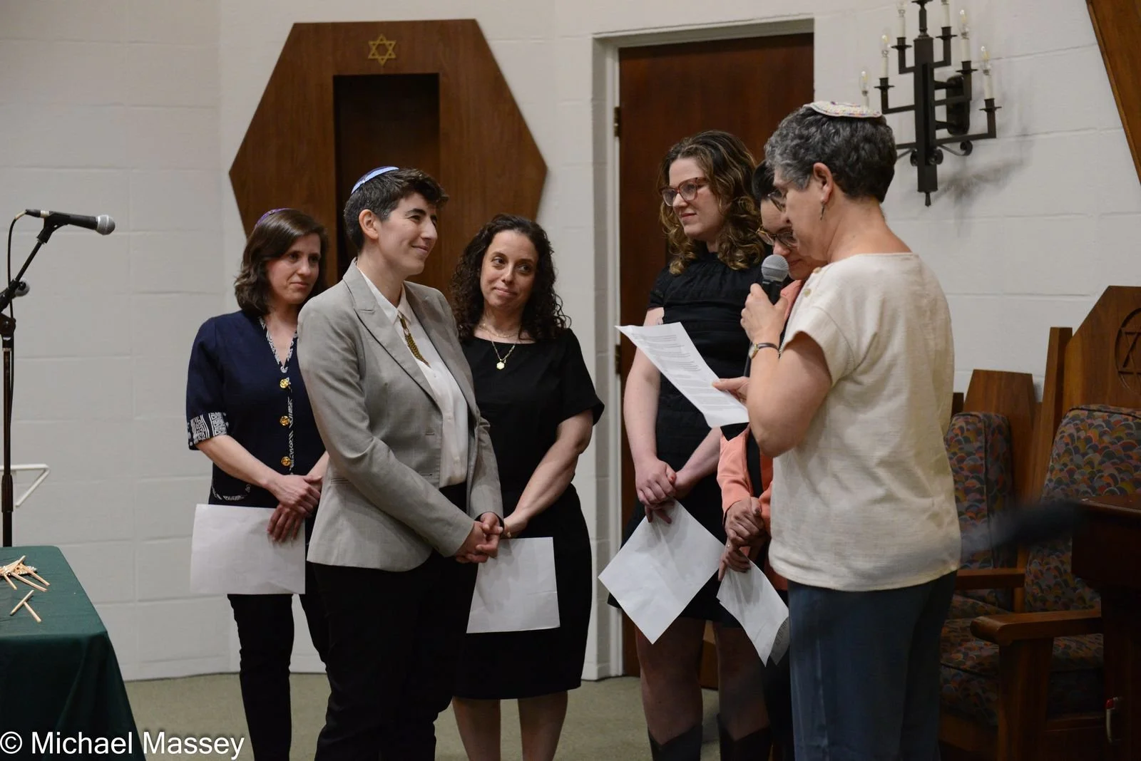 rabbi installation 3.jpeg
