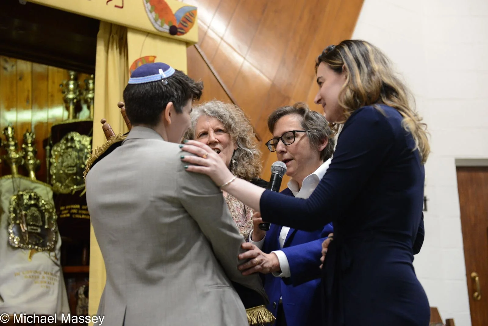rabbi installation 2.jpeg