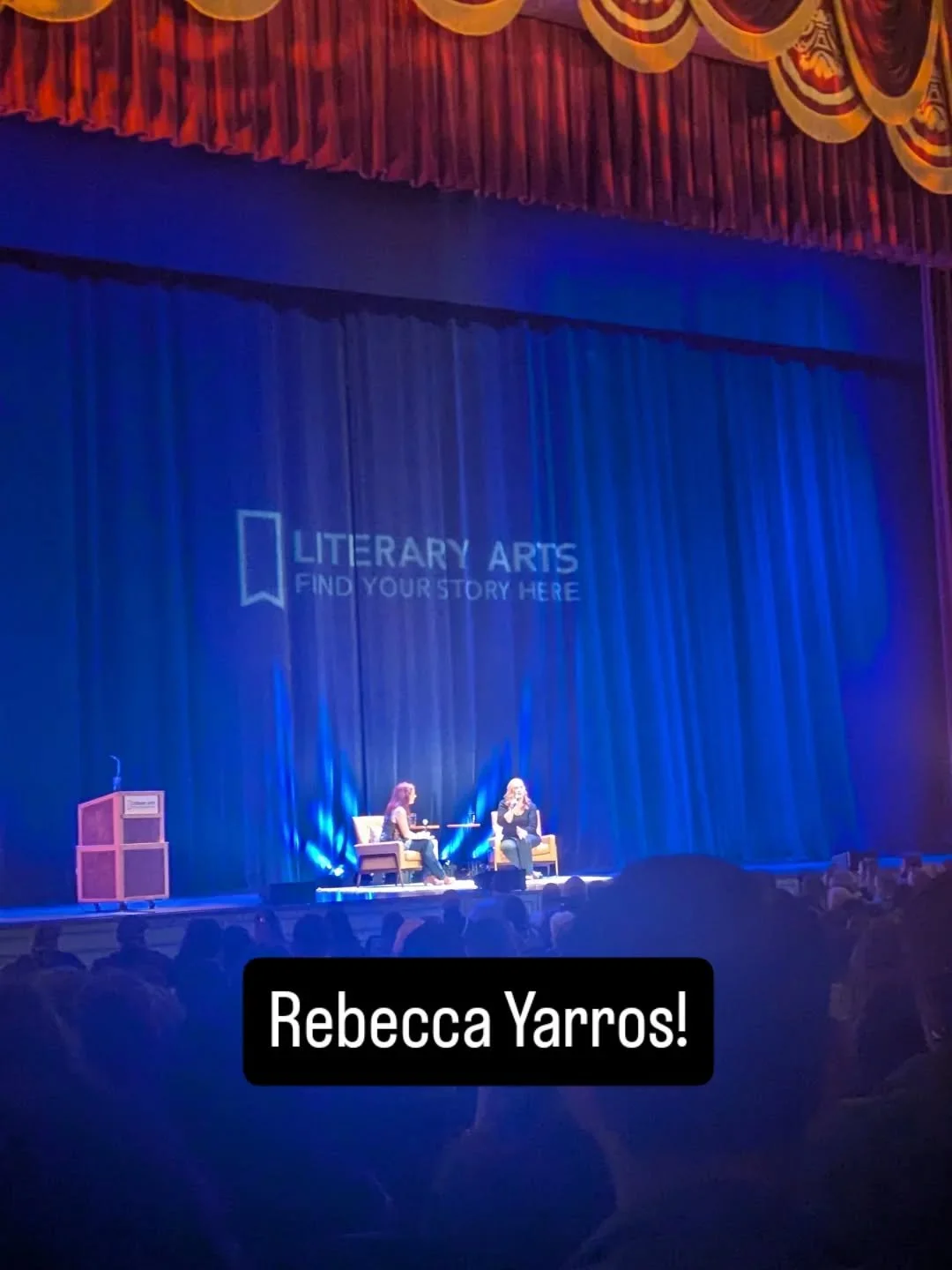 The Portland Book Festival is off to a great start!

#rebeccayarros #fourthwing #booksbooksbooks #bookstagram