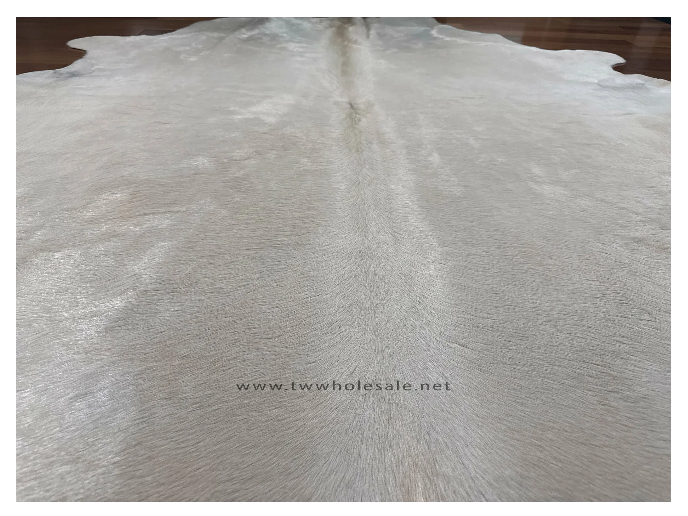 off white closeup 2045