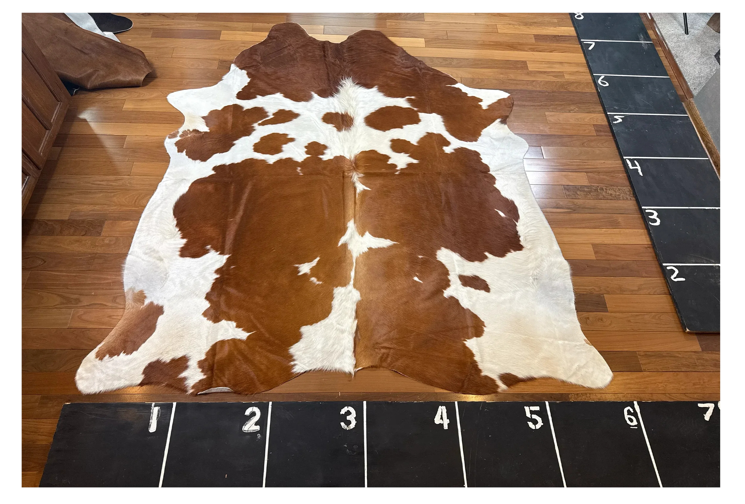 spotted brown white cowhide rug #2015