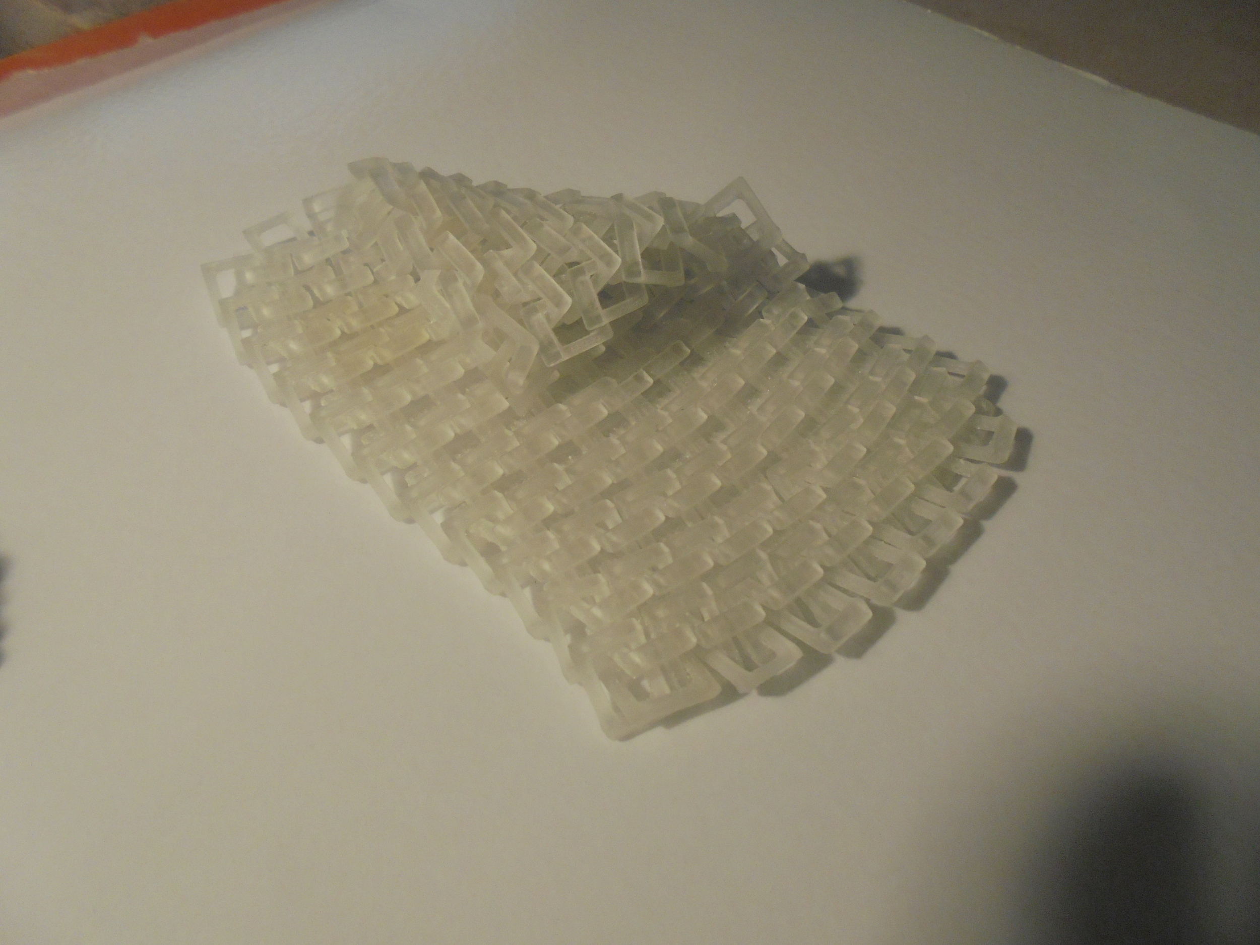 Chain mail print shows the complex designs possible using an Objet30 Pro