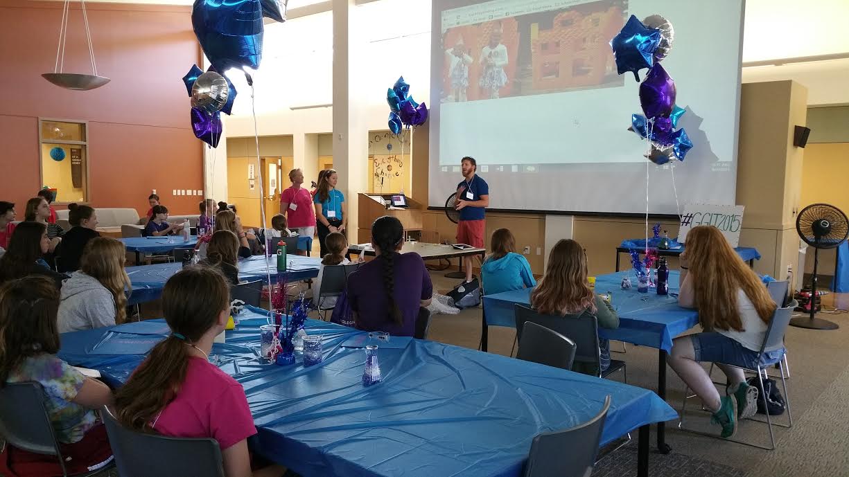 Kris Beem explains 3D printing to Girls Get IT campers