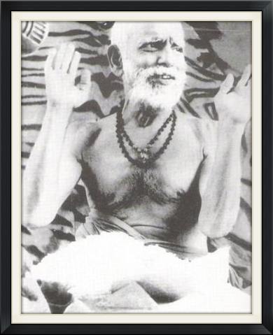  Jagadguru Shri Chandrashekharendra Saraswati, 68th Shankaracharya of Kanchi Kamakoti Peetham