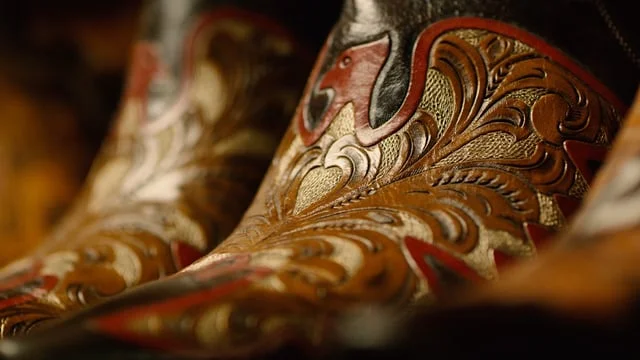 Alans Boots - ManyPaths - Commercial