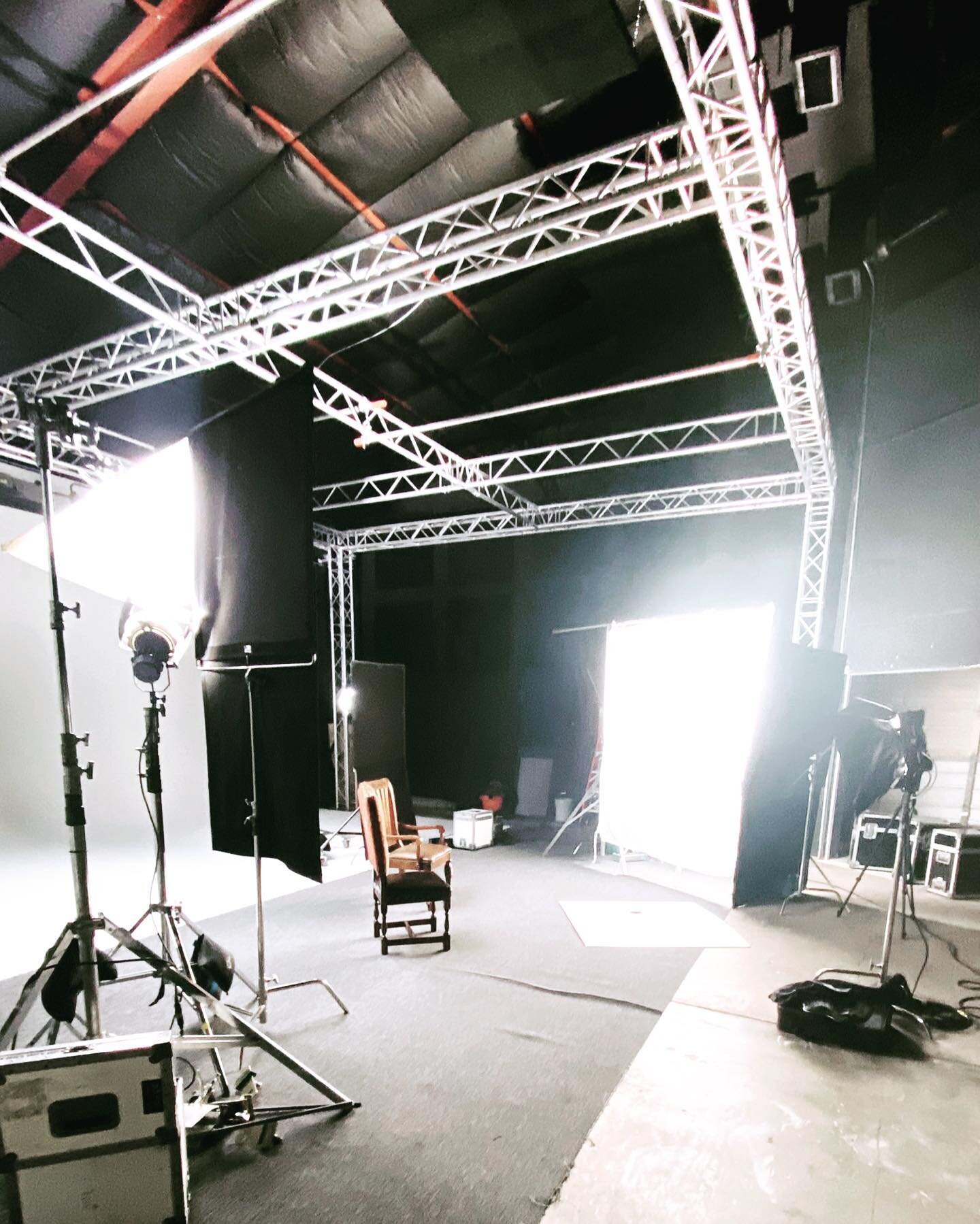 Waiting on talent. 
.
.
.
#360studios #production #commercial #studio #aduro #setlife #camera #cinematography #arriskypanel #skypanel #stage #filmmaker #actor ##filmmaking #film #filmmaker #cinematography #cinema #director #photography #shortfilm #mo