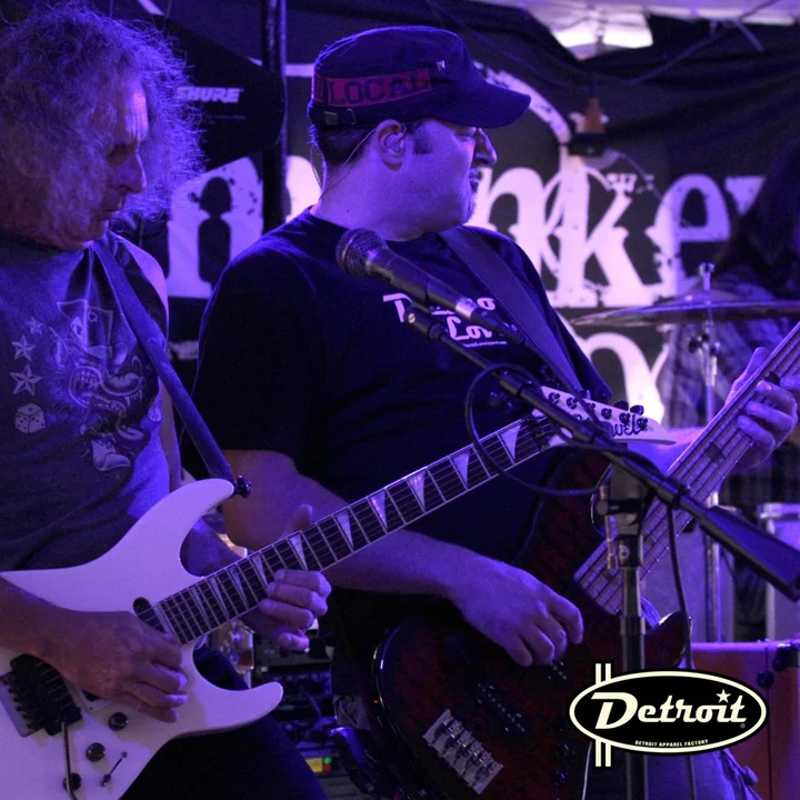 Dietrich Bonawitz on the bass with the band Monkey Grinder in our "Old-School" Detroit tee