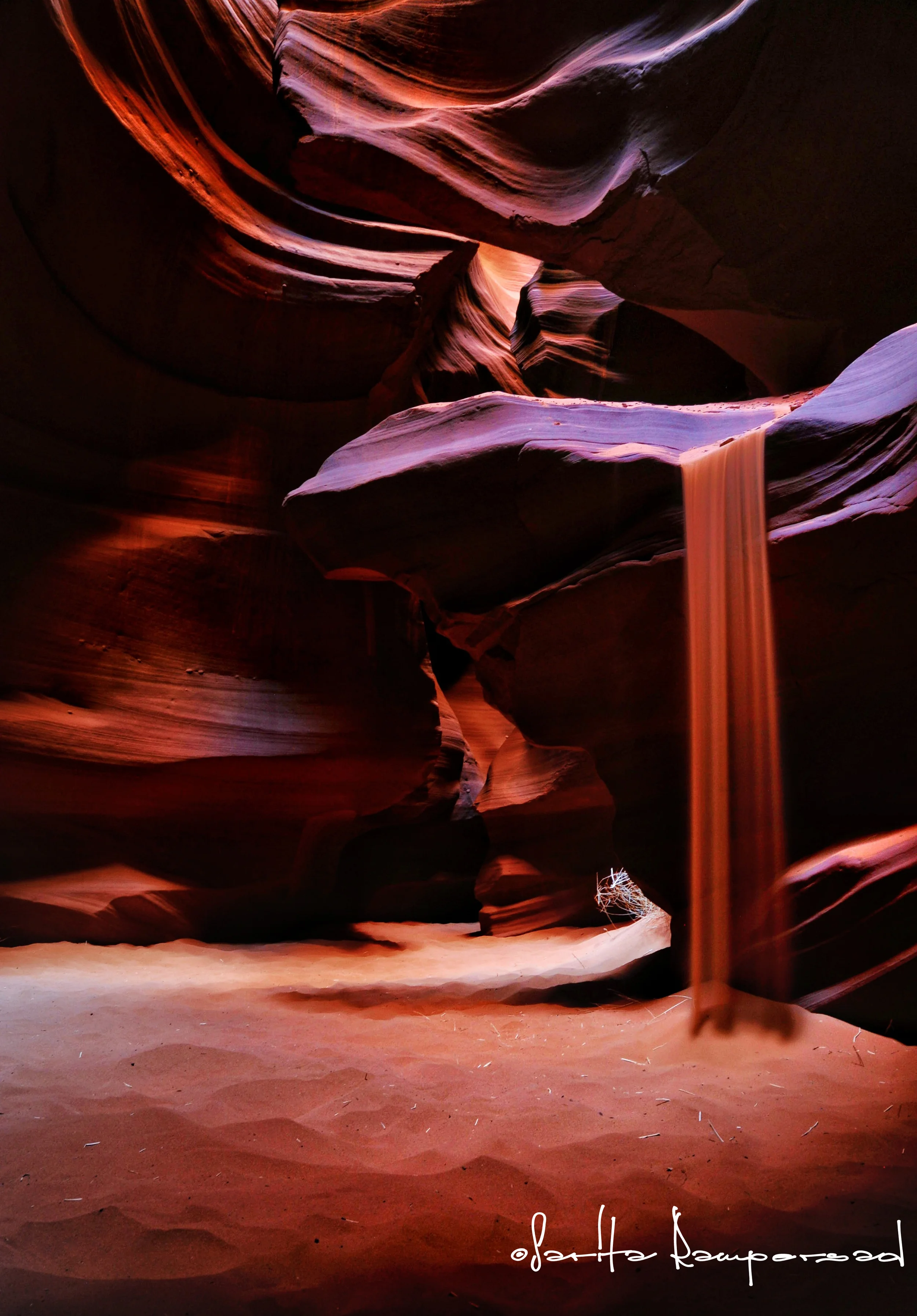 Antelope Canyon Sand Spill.jpg