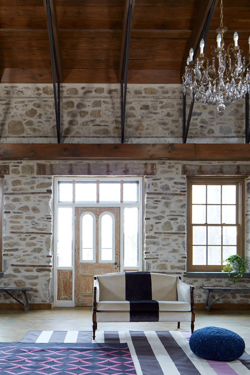 MiltonFarmHouse_LivingRoom_Vertical_F1.jpg