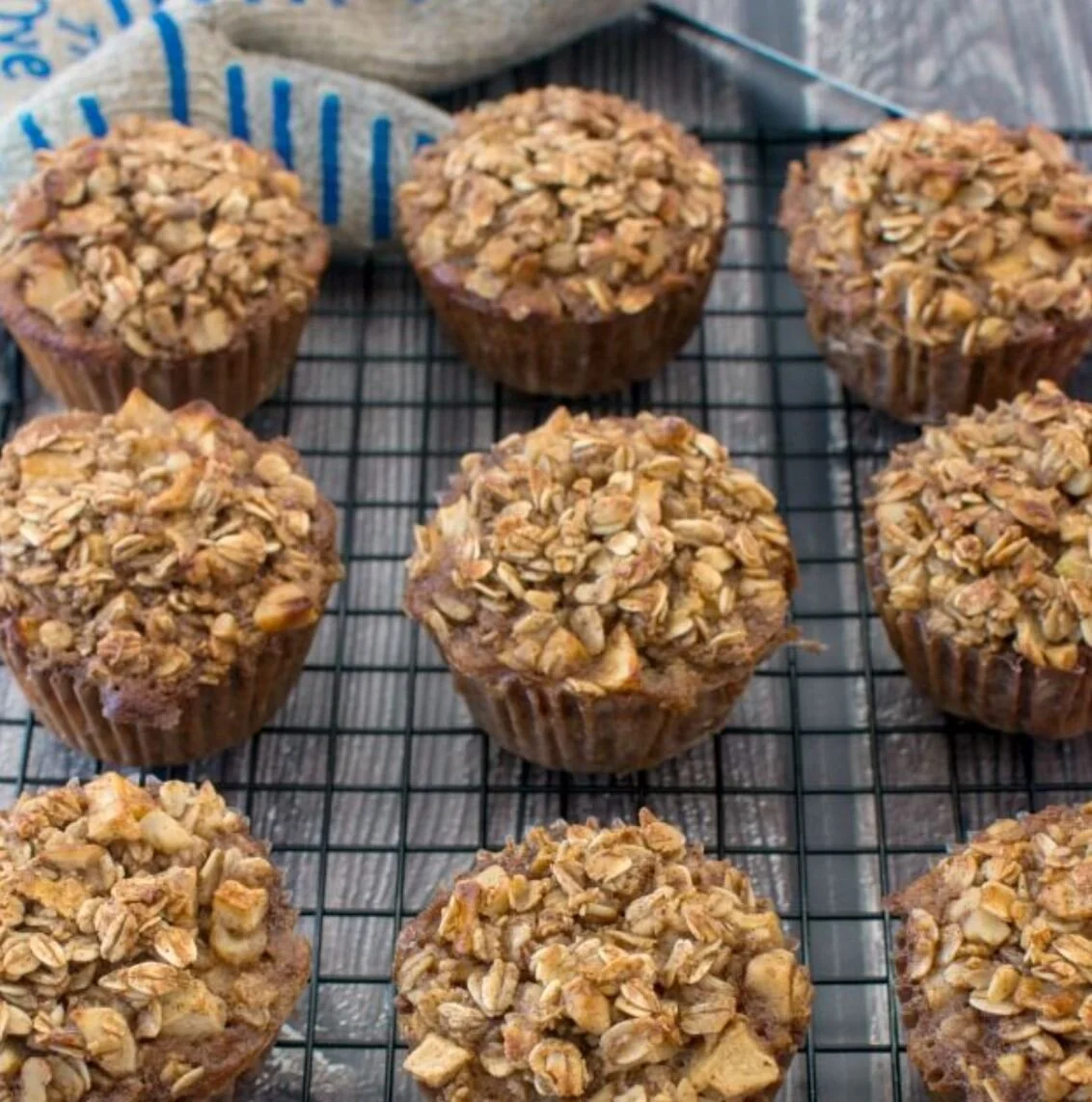 apple cinnamon muffins.jpg