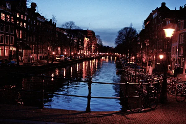 amsterdam_night.jpg