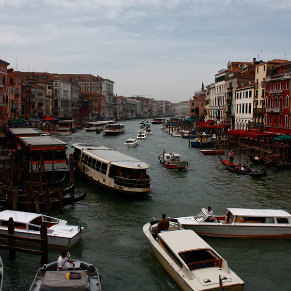 VENICE2.jpg