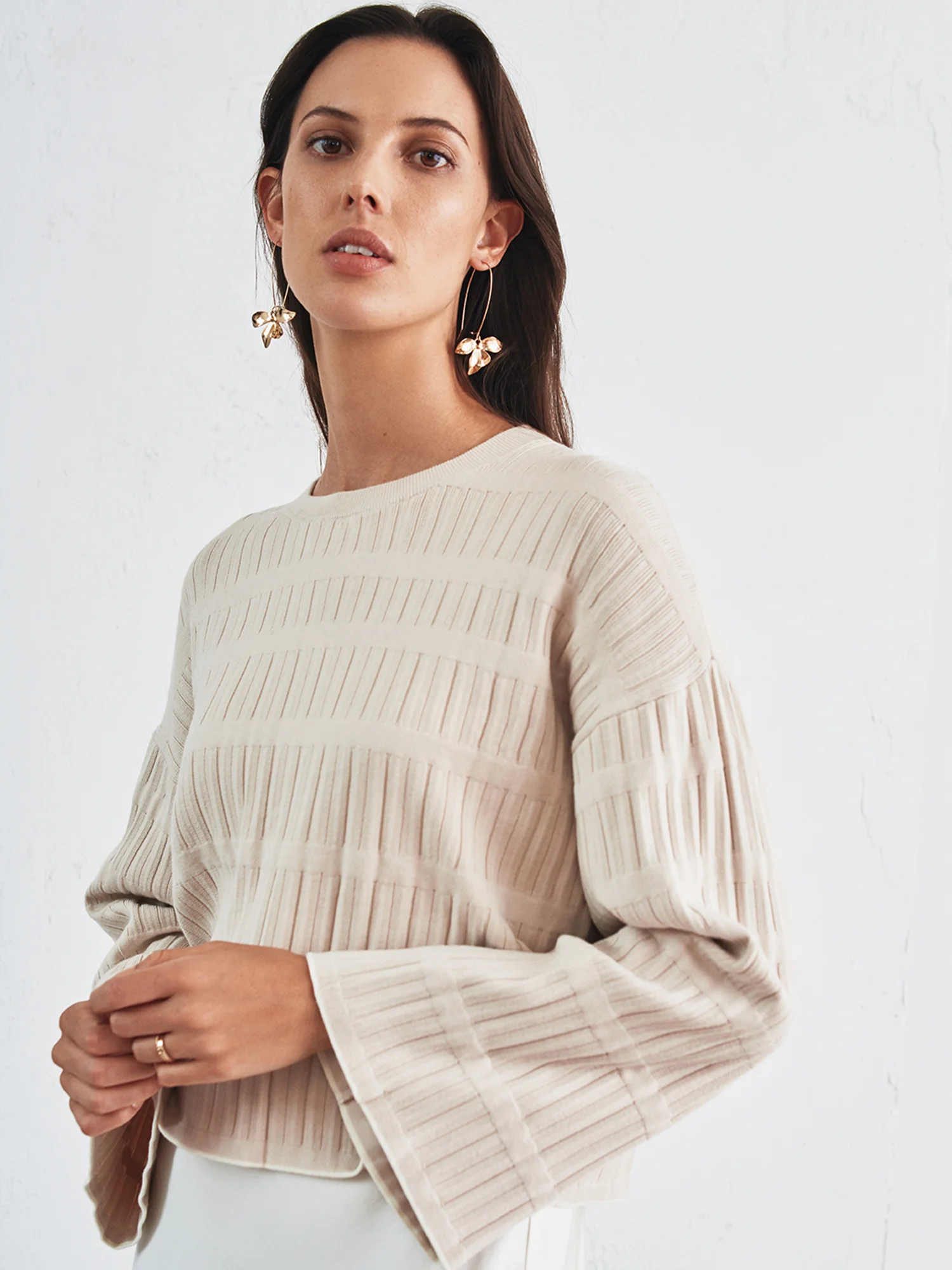 WHITEANDWARREN_PRESPRING_2019_RUBY_ALDRIDGE_RYAN_SLACK_03.jpg