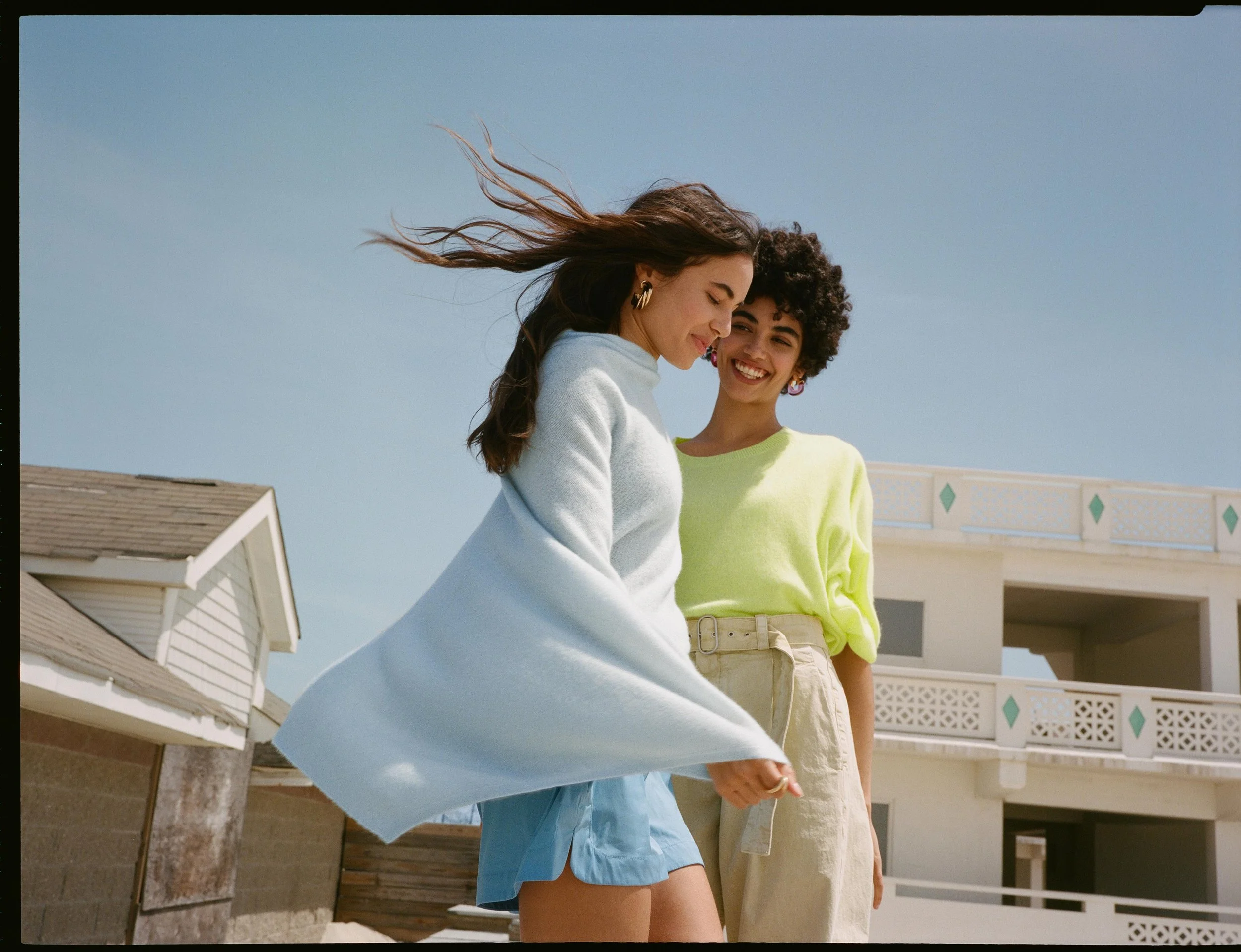 16089_CASHMERE-TWO-WAY-TOPPER_HYDRANGEA_EE_19731_CASHMERE-CROPPED-PONCHO-TOP_NEON-CITRUS_VA_02.jpg