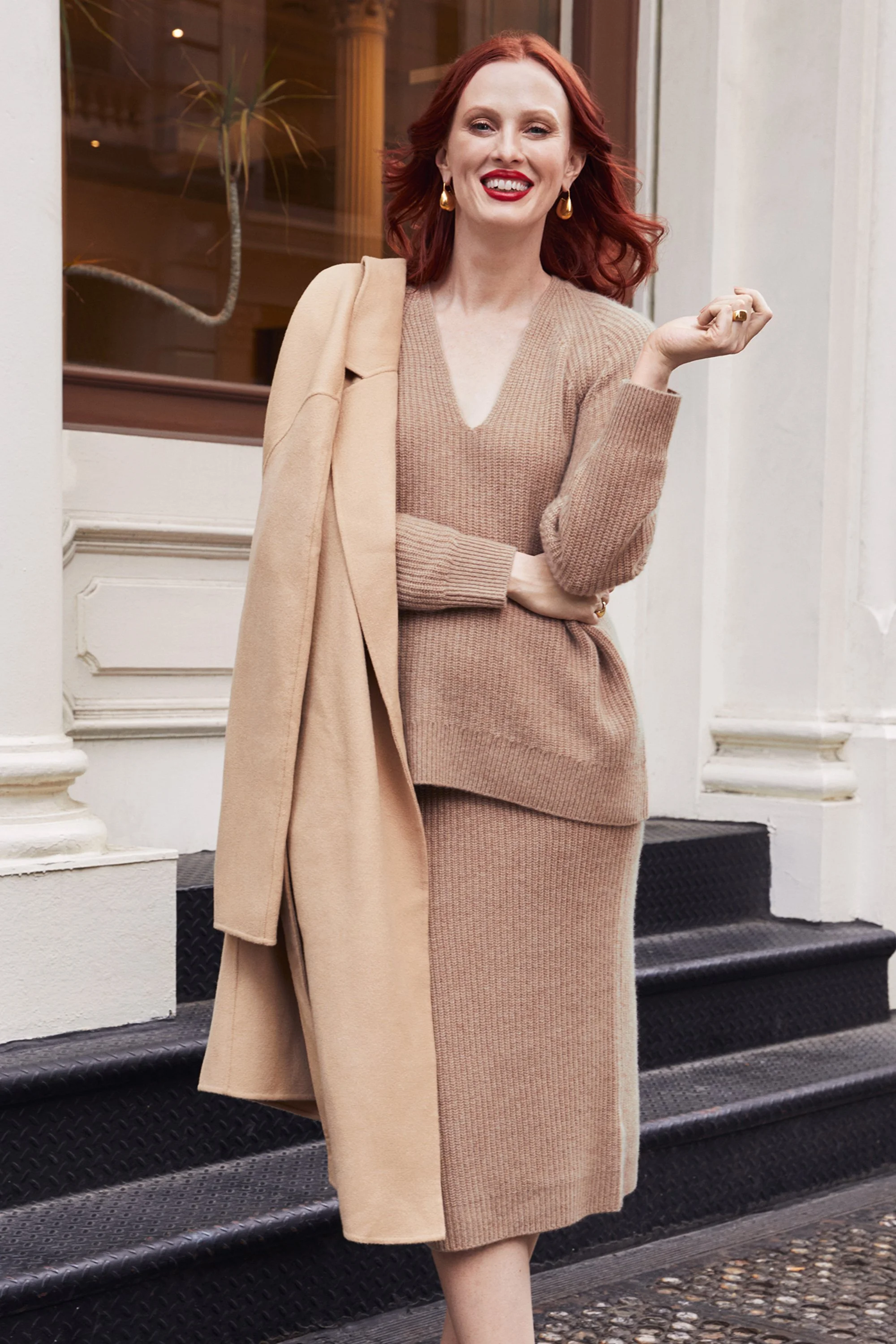 19898_Ribbed_VNeck_Sweater_CAMEL-HEATHER_KE_01.jpg