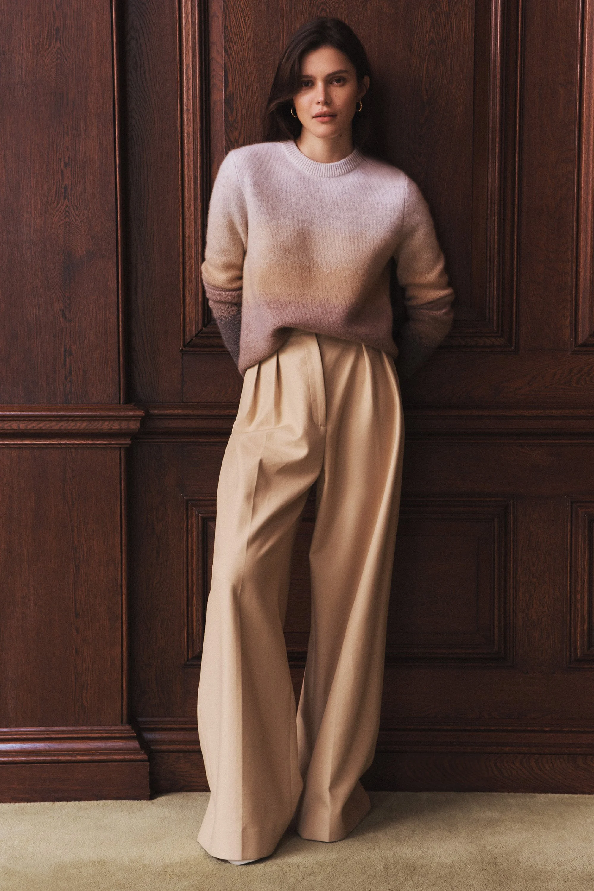 20190_CASHMERE-BRUSHED-CREWNECK_NEUTRAL_DF_02.jpg