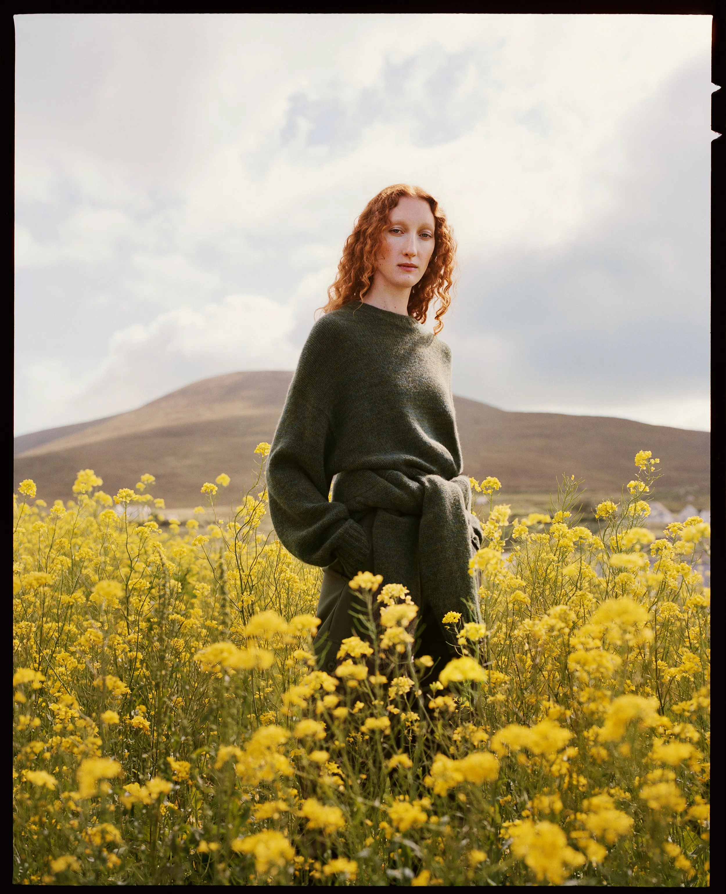 20979_Cashmere-Luxe-Boxy-Crewneck_Green-Marl_LF_01.jpg
