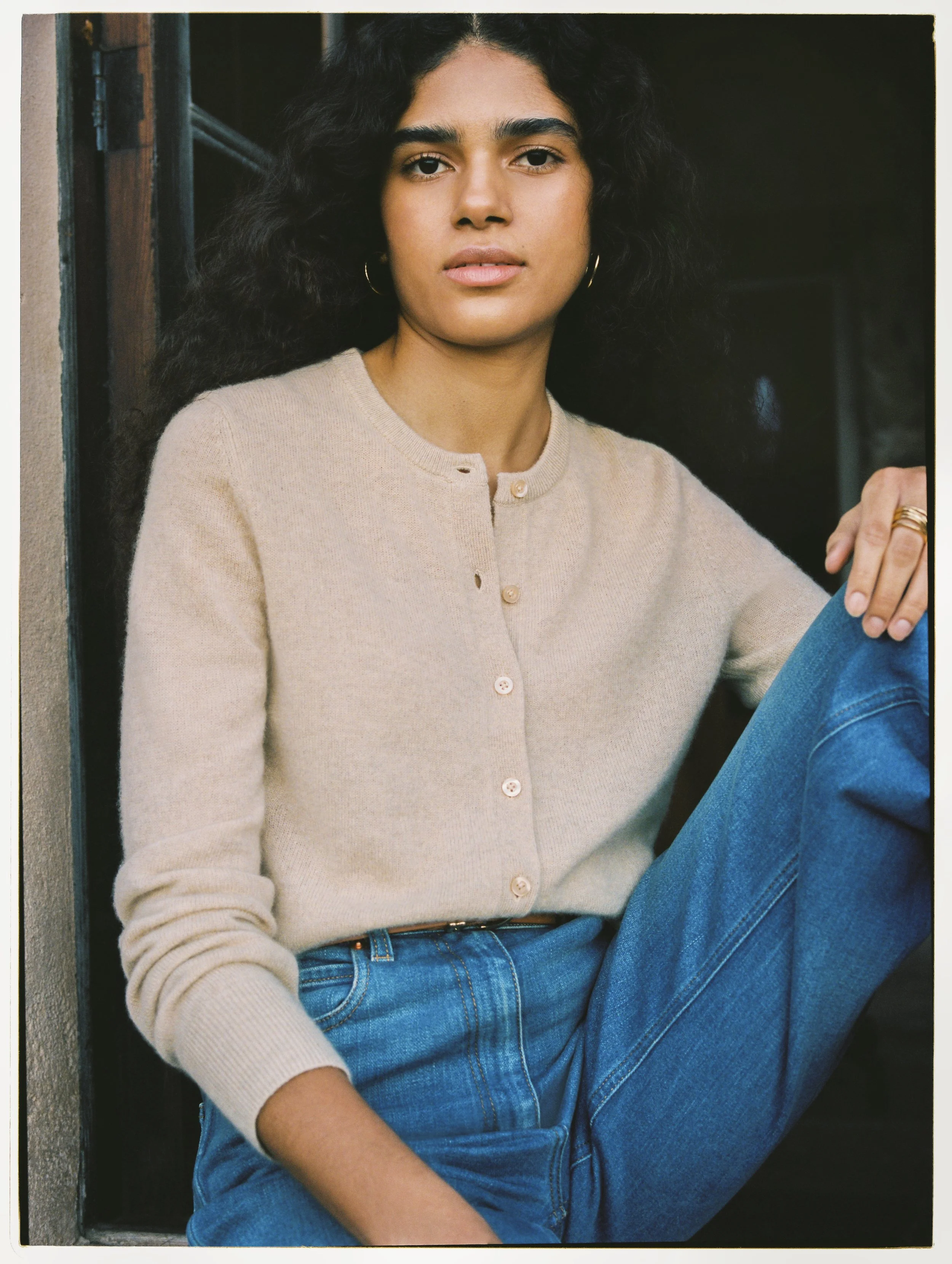 20181_Cashmere Essential Crewneck Cardigan_Toffee_LT_03 copy.jpg