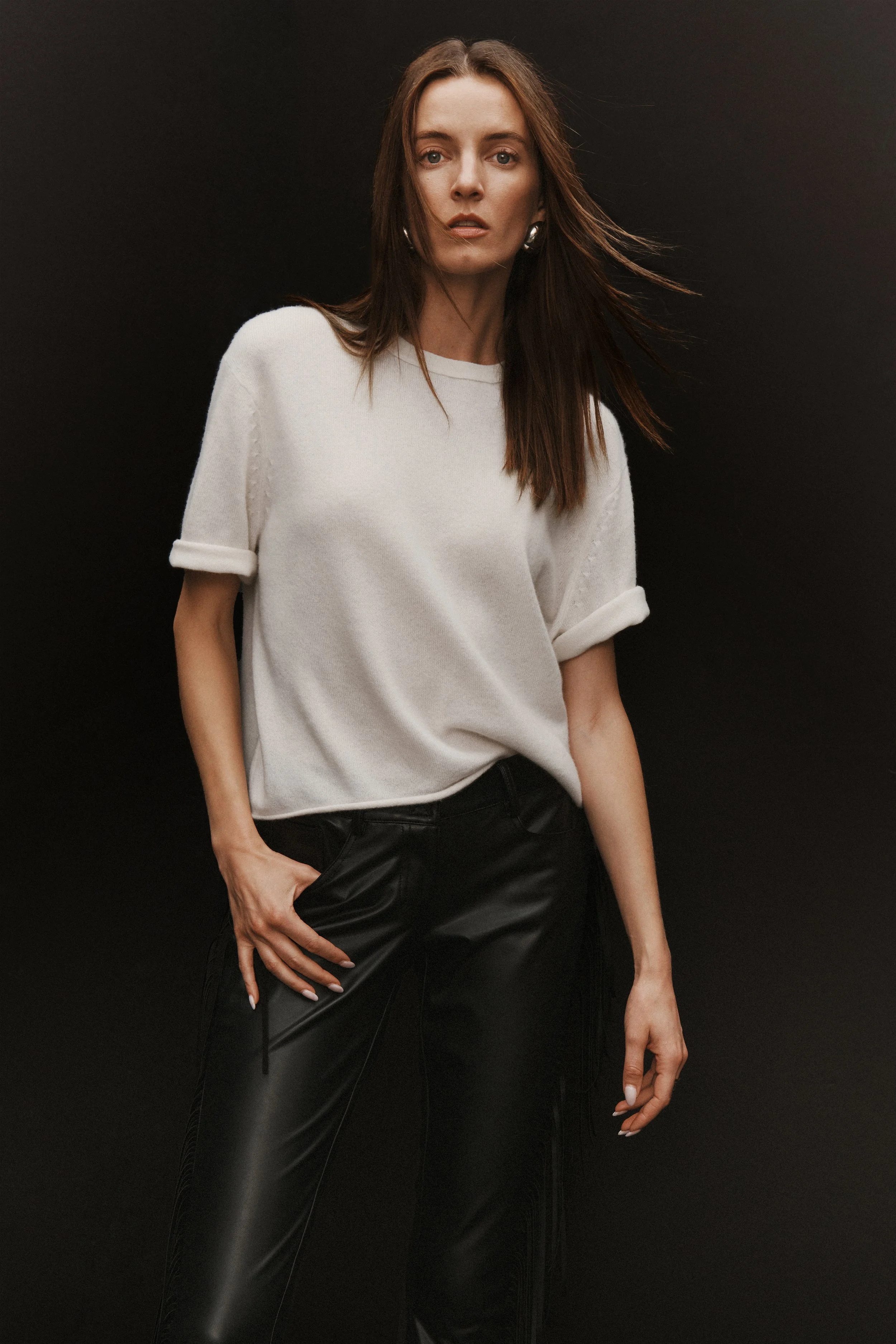 21246_ROLL-TRIM-TSHIRT_SOFT-WHITE_DS_01.jpg