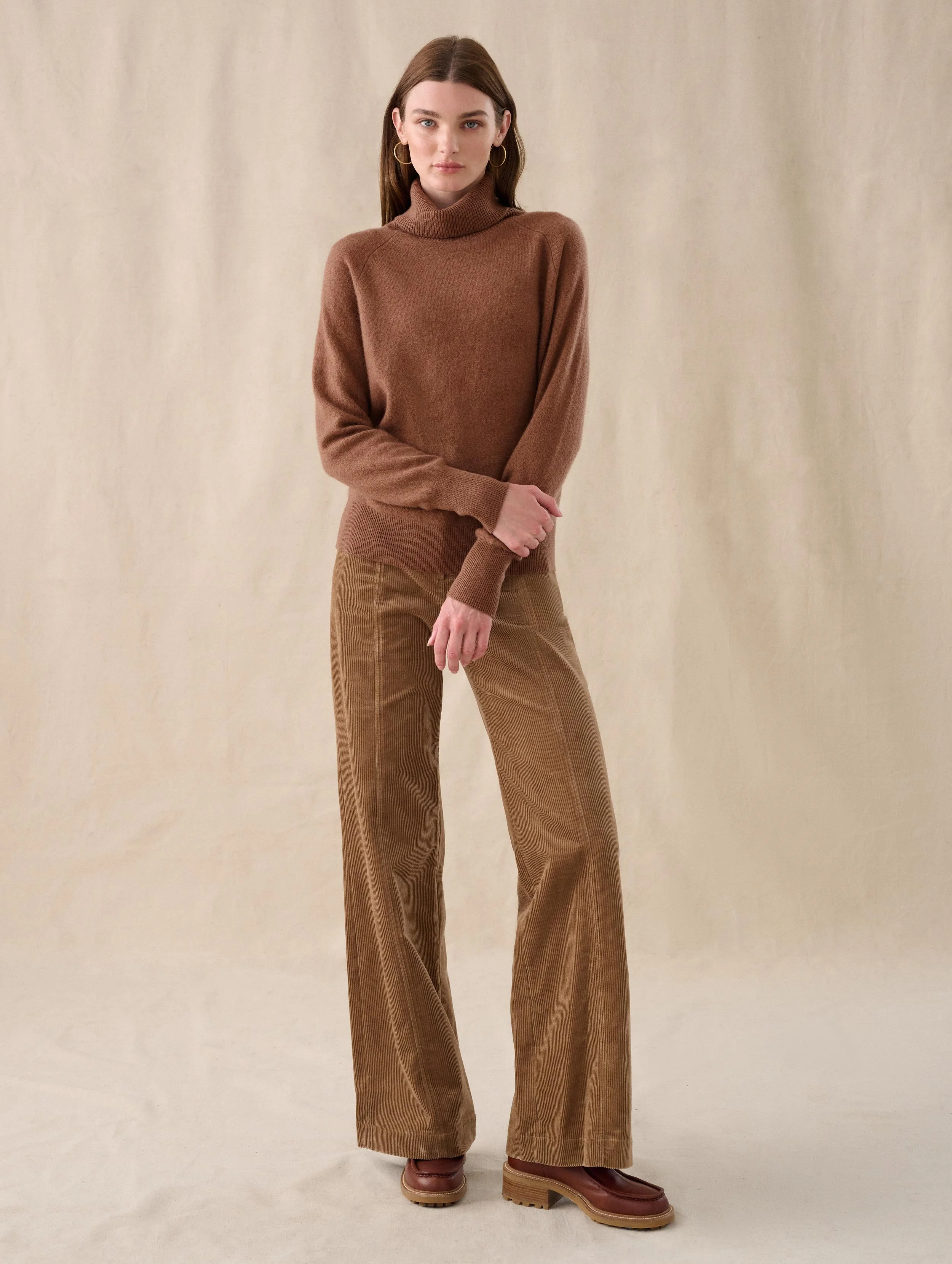 18989_CASHMERE-ESSENTIAL-TURTLENECK_NUTMEG-HEATHER_NA_01.jpg
