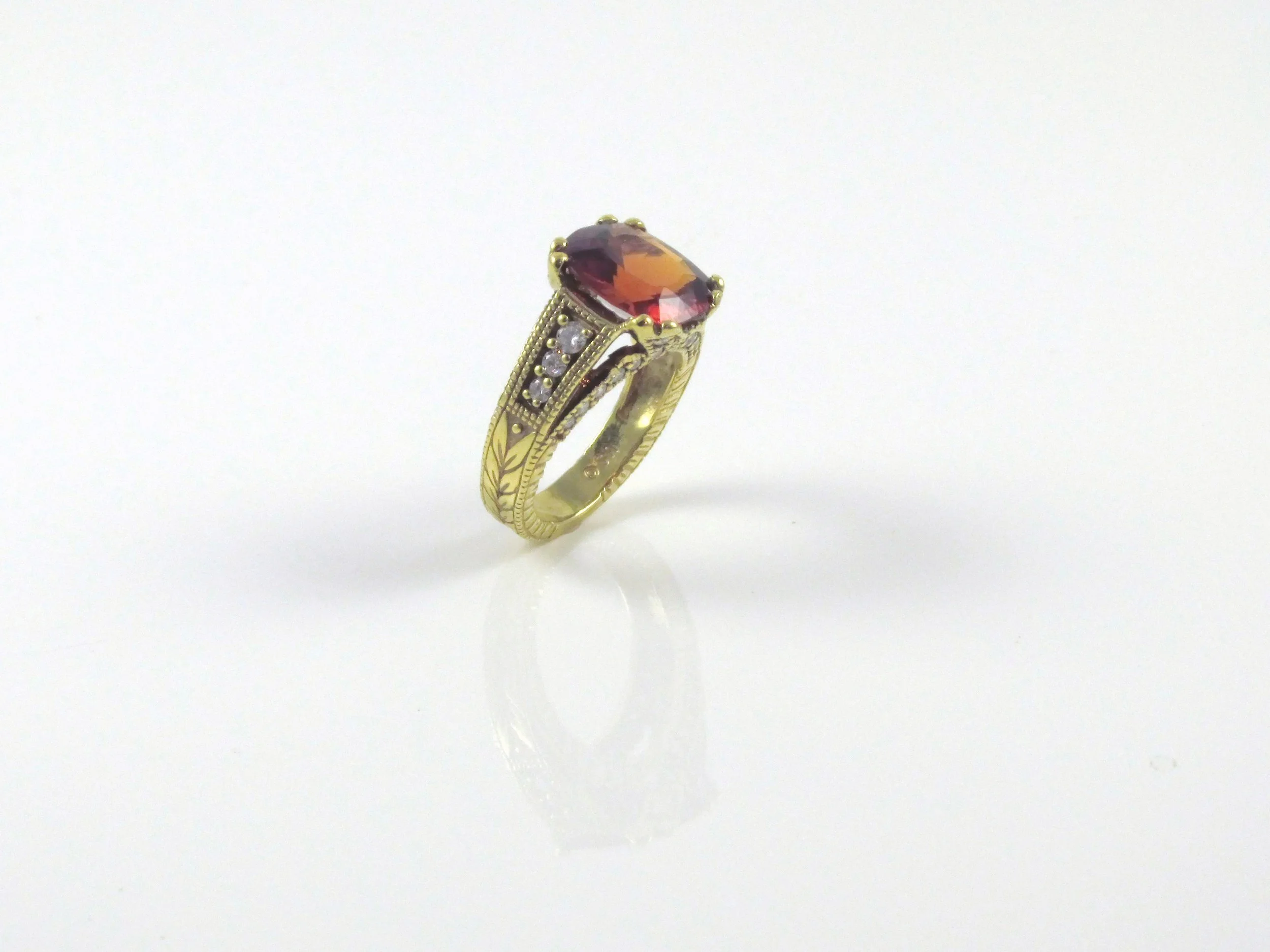 Antique Garnet Ring4.JPG