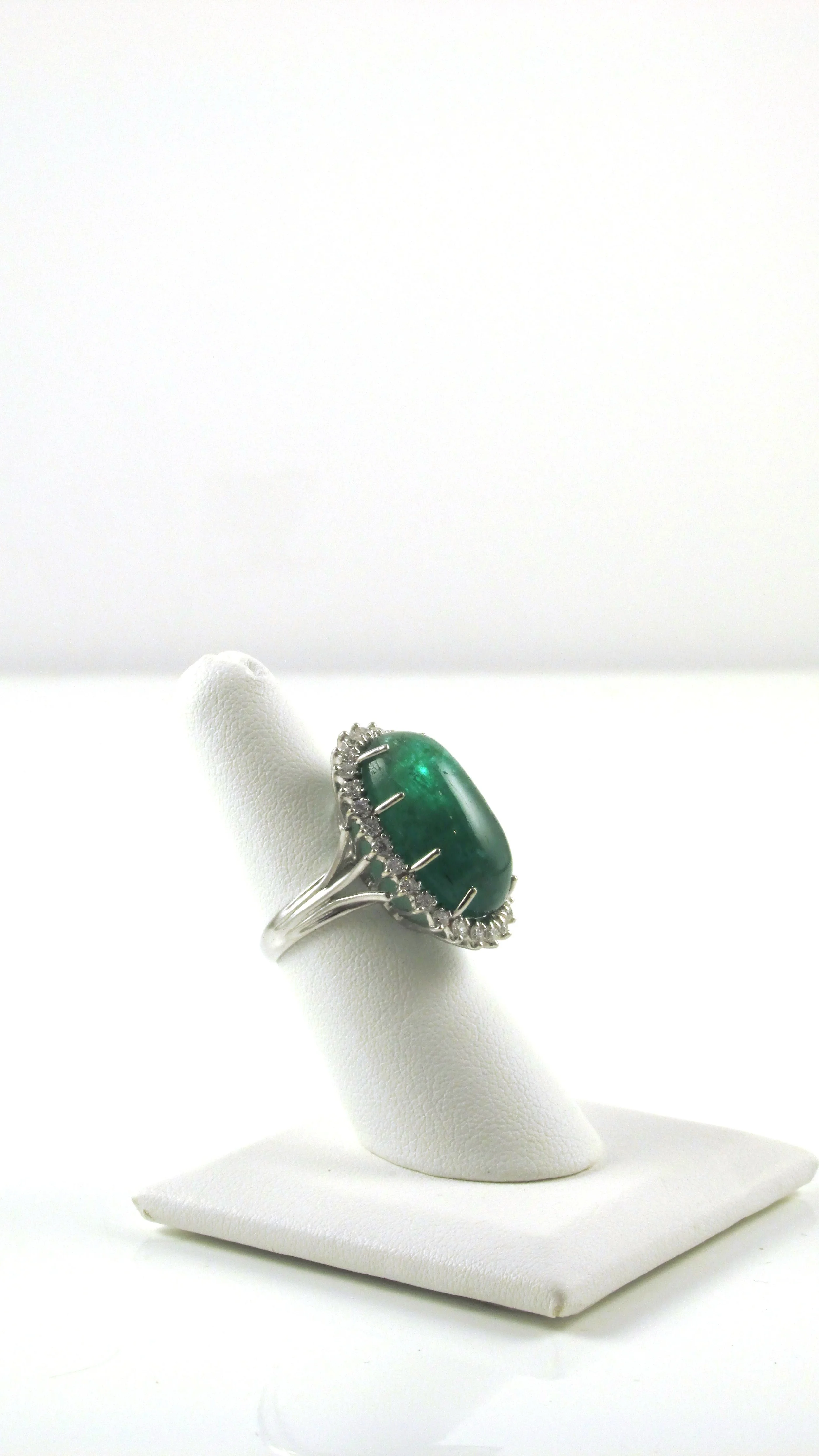 Profile of Emerald Ring.JPG