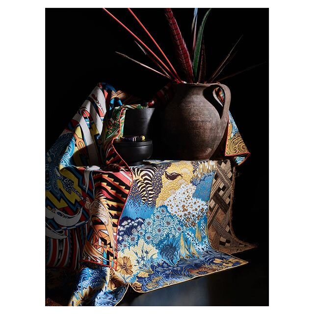 Craftmanship and culture in fashion as seen by @alexander_hommage and myself for Vogue Portugal. Thanks to @winteler_production 
#stilllife #stilllifephotography #stilllifephotographymunich #andreasachmann #vogueportugal #accessories #fashionstill